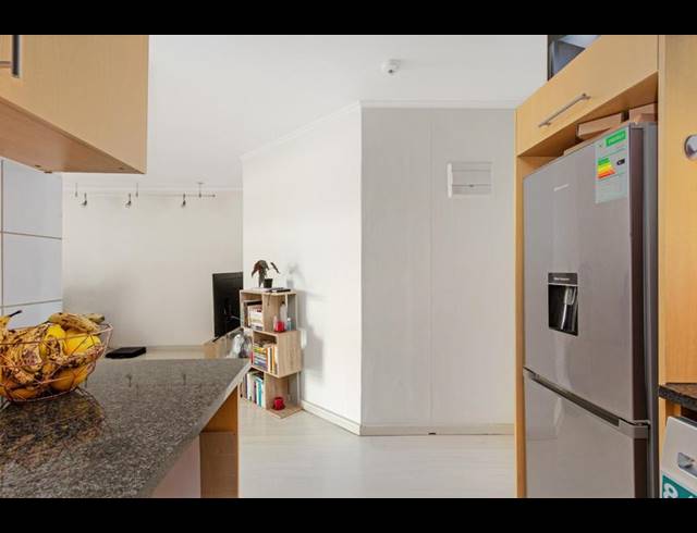 1 BEDROOM PROPERTY TO RENT IN CLAREMONT